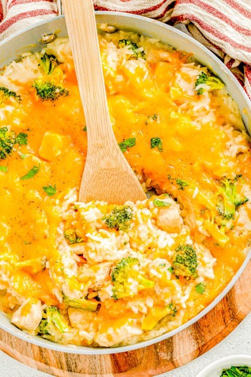 13 Simple Rice Recipes For Dinner That Are Easy & Inexpensive