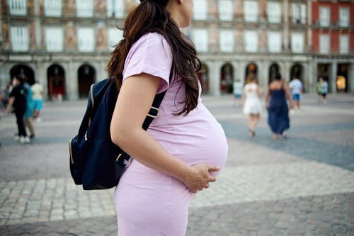 Why Some Americans Are Choosing Fertility Treatments & Pregnancy Abroad