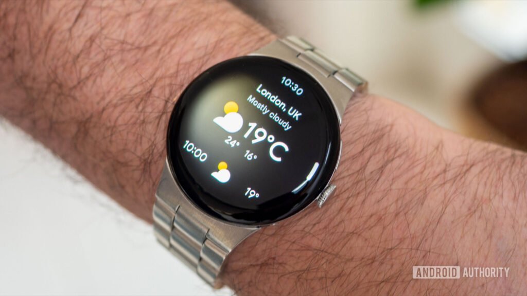 Here’s a better look at the new Pixel Weather app for Wear OS, with Material 3 Expressive design