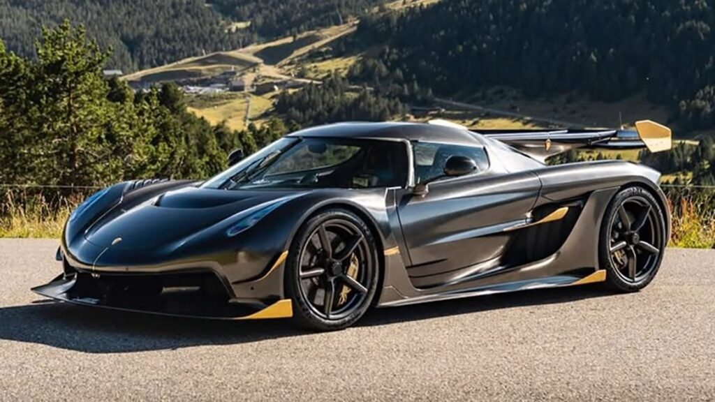 Burned Koenigsegg Jesko Has Been Replaced By A Nearly-Identical Car