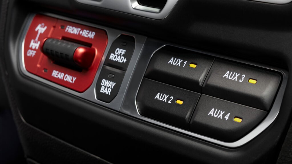 4 Useful Ways To Use The AUX Switches On Your Jeep Wrangler