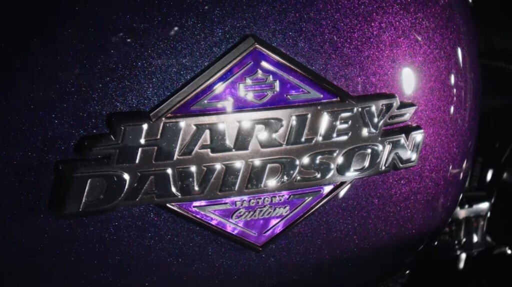 Harley-Davidson's Trippy New Color-Shifting Paint Reminds Us When Paint Used To Be Special