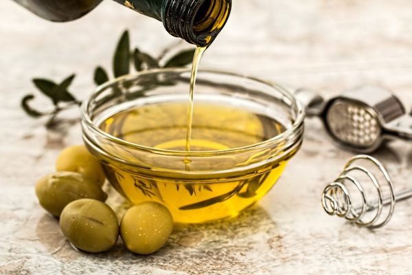 Should You Add Olive Oil to Your Dog’s Food? Read This First