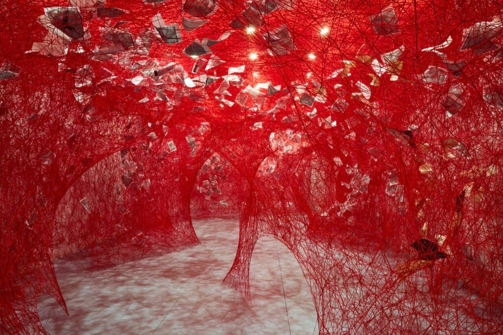 World War II Journal Entries Float in a Web of Blood-Red Yarn in Chiharu Shiota’s ‘Diary’