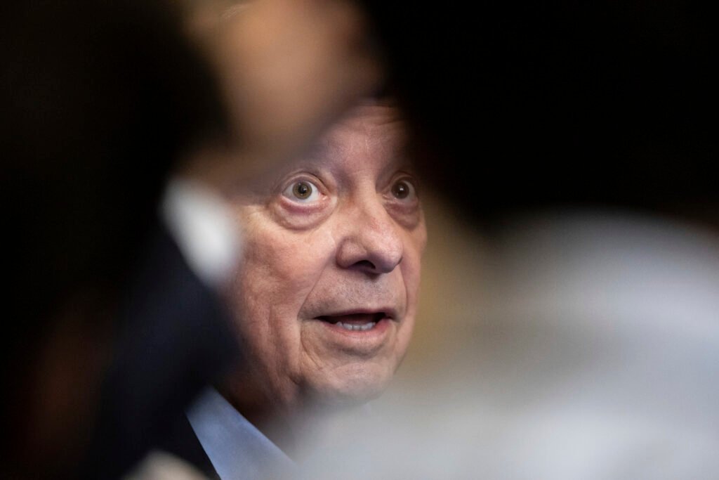 Democrats face moment of truth as shutdown coalition frays