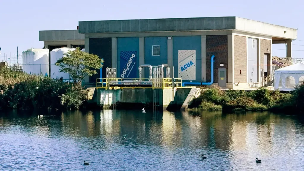 This startup’s plant-inspired tech keeps hundreds of millions of plastic particles out of the ocean