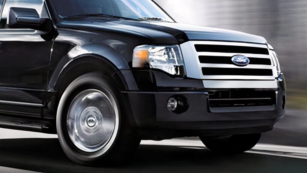 Ford's Final V8-Powered Expedition Is A Great Buy In 2025