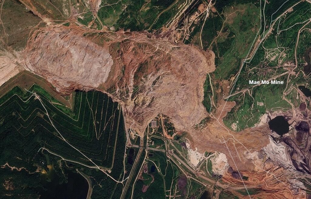 Full Planet imagery of the 4 November 2025 landslide at Mae Moh Mine in Thailand