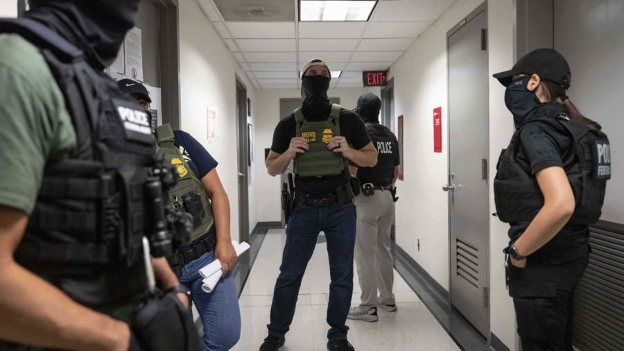 Judge dismisses Trump suit against NY law blocking courthouse immigration arrests