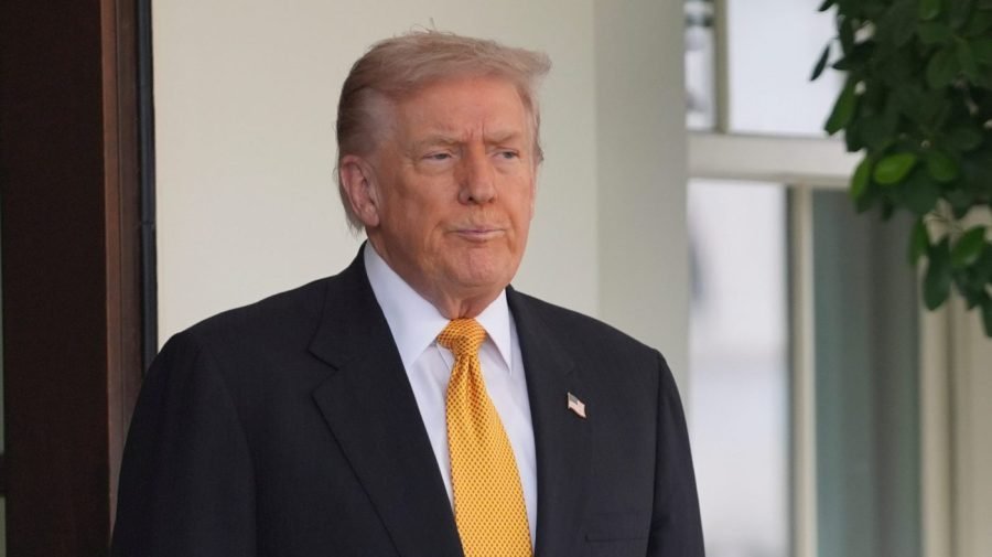 Trump expected to host Wall Street CEOs at White House dinner