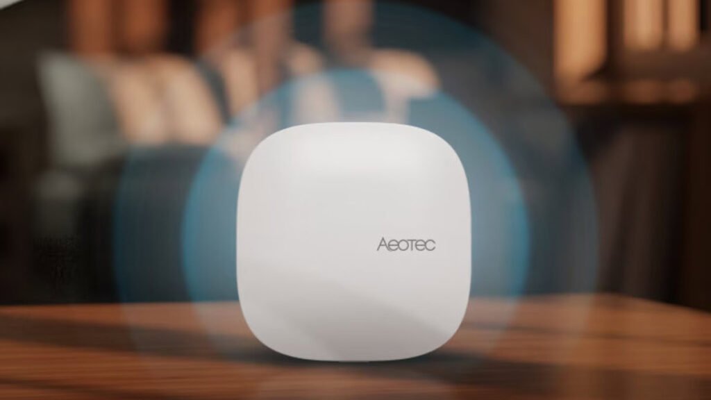 Samsung’s latest SmartThings hub is faster, smarter, and smaller