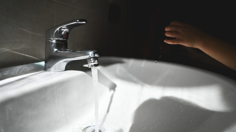Fluoride in drinking water doesn't strain children's IQ levels: Study