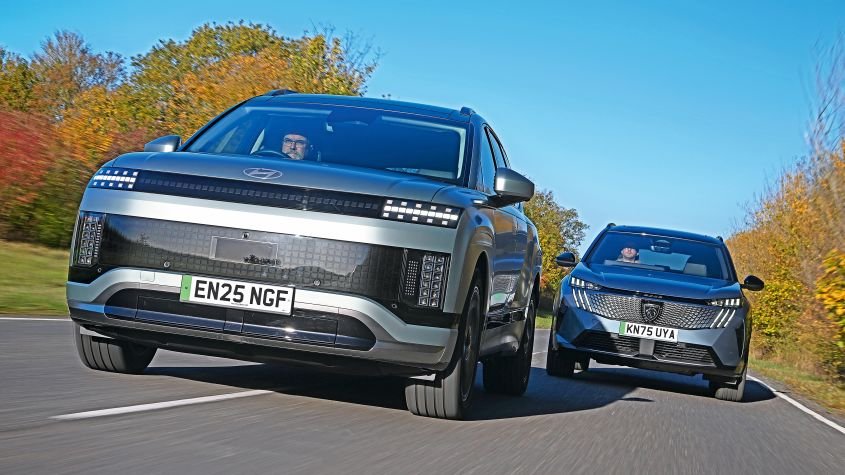 Hyundai Ioniq 9 vs Peugeot E-5008: electrifying 7-seat EV shootout