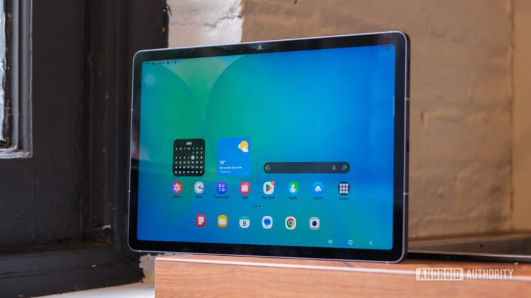 Hot deal: Samsung Galaxy Tab S10 FE hits a record-low price at $140 off