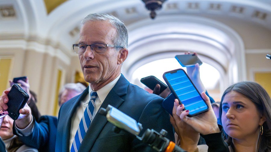 Hopeful week ends with deeper funding impasse