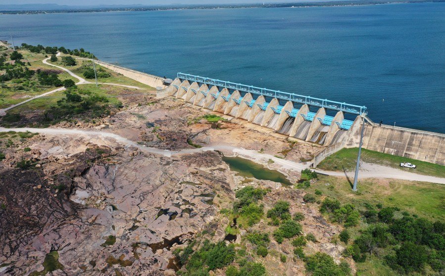 Texas voters to decide on $20B infrastructure plan amid water supply concerns