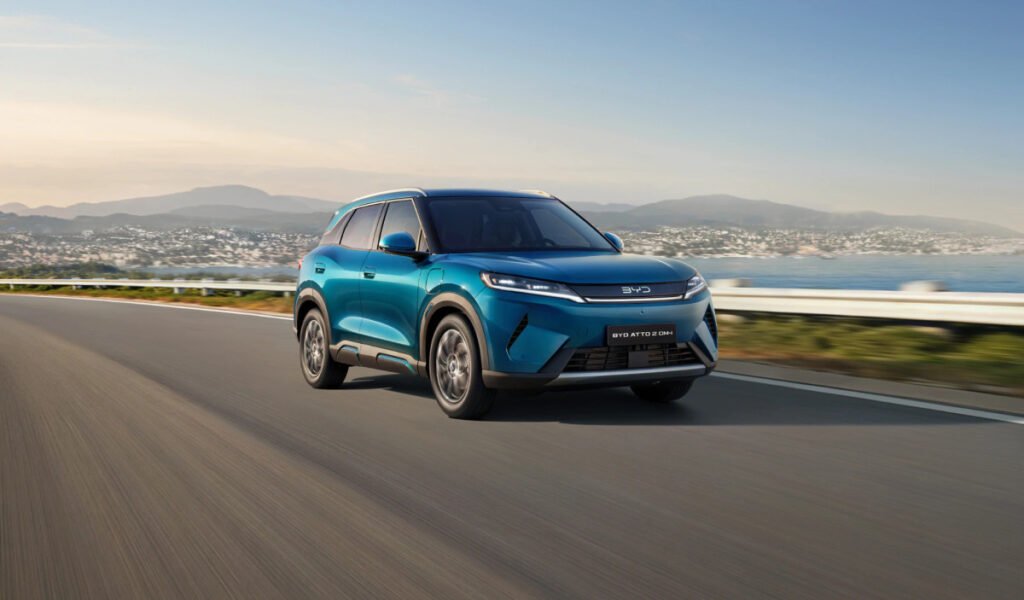 China's New PHEV Promises 620 Miles of Range for Just $36,000
