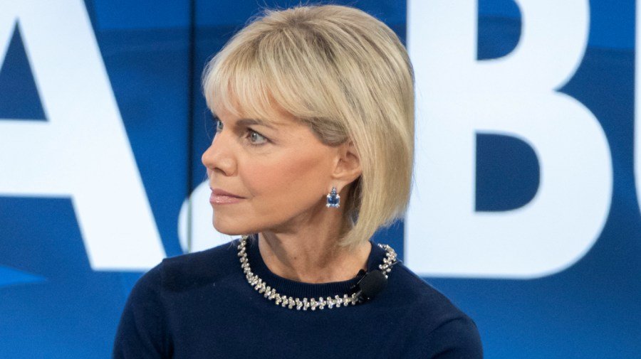 Gretchen Carlson: Trump treatment of female reporters 'despicable'