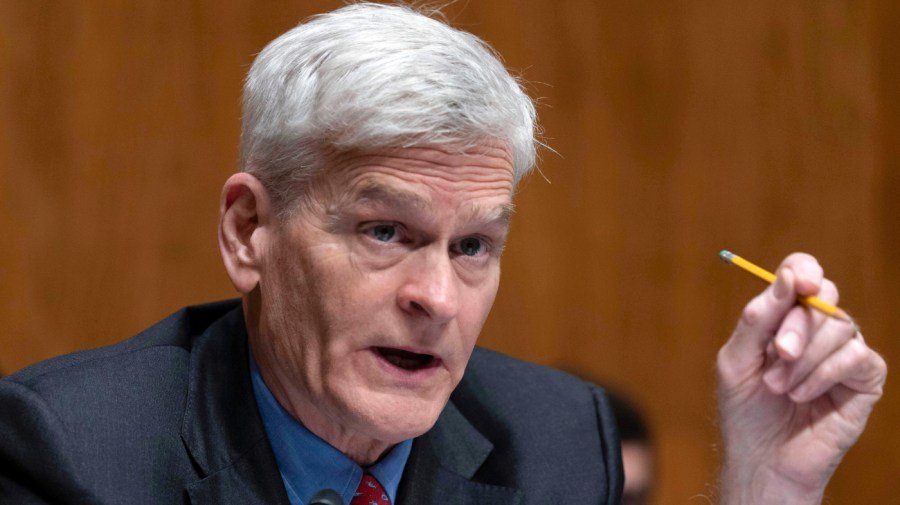 Bill Cassidy should make sure Casey Means isn't America's doctor