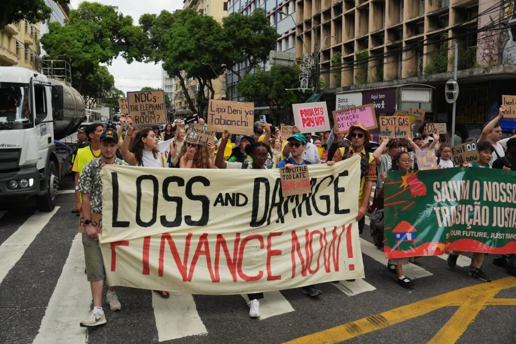 Past promises haunt Brazil's climate summit