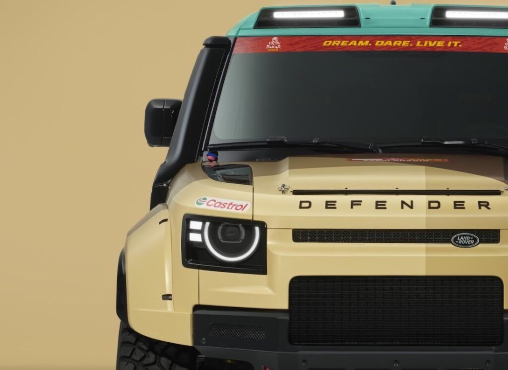 Land Rover Returns to Dakar With a Twin-Turbo V8 Defender Featuring ‘Flight Mode’