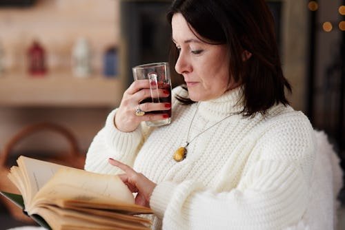 17 Books To Read This Winter That Feel Like A Warm Hug