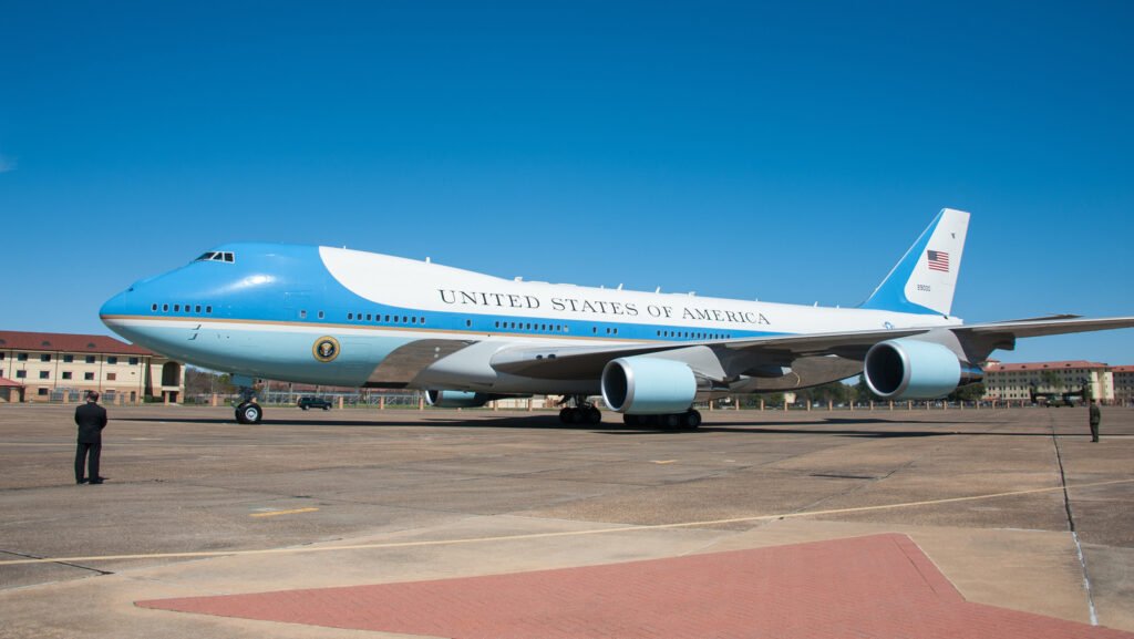 Who Built Air Force One Before Boeing Took Over?