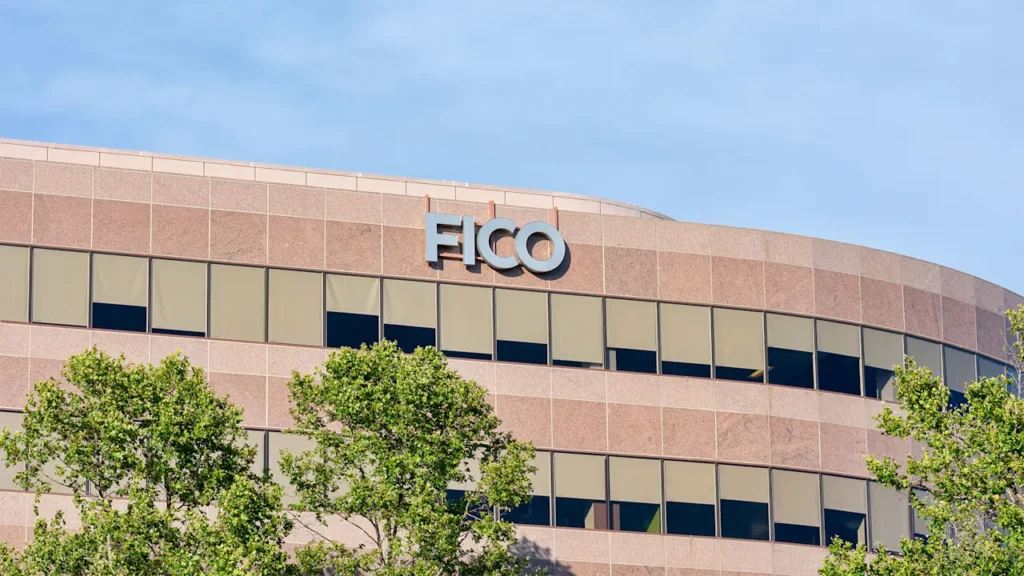 FICO and Plaid launch a new credit score powered by real-time cash flow data