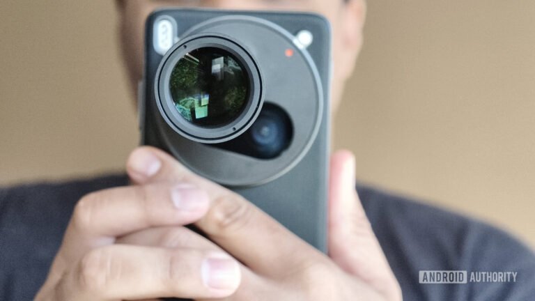The sequel to one of the best camera phones could pack two 200MP cameras (!)