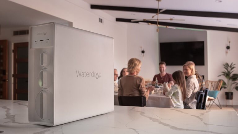 This Black Friday, invest in safe, healthy drinking water with Waterdrop Filter