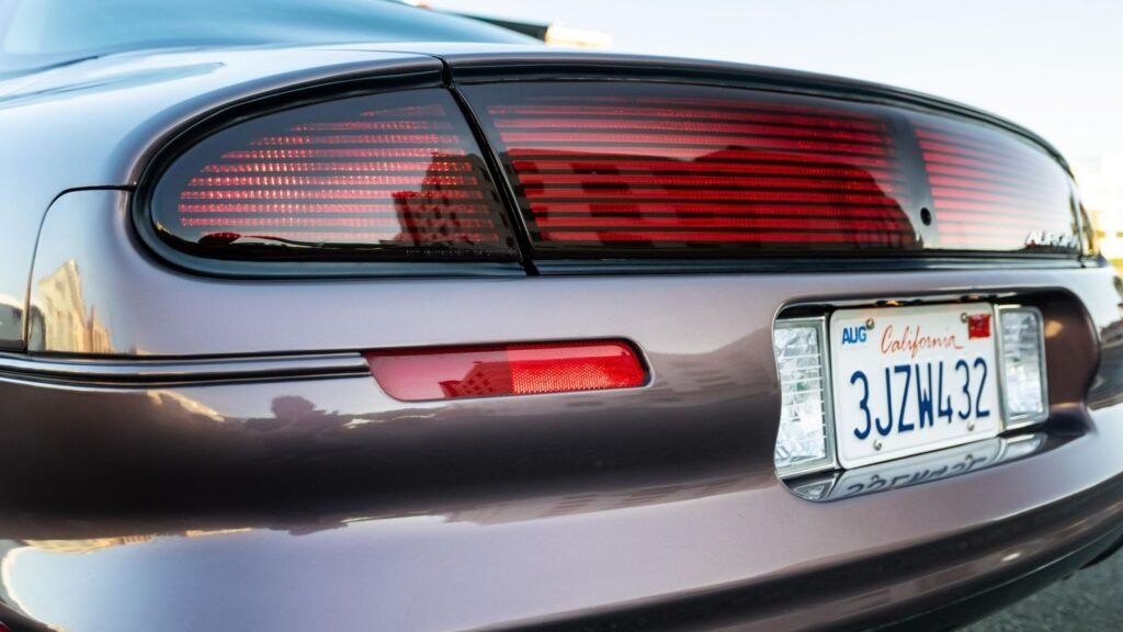 The Oldsmobile Aurora Flagship Sedan Tried To Save The Brand From The Brink