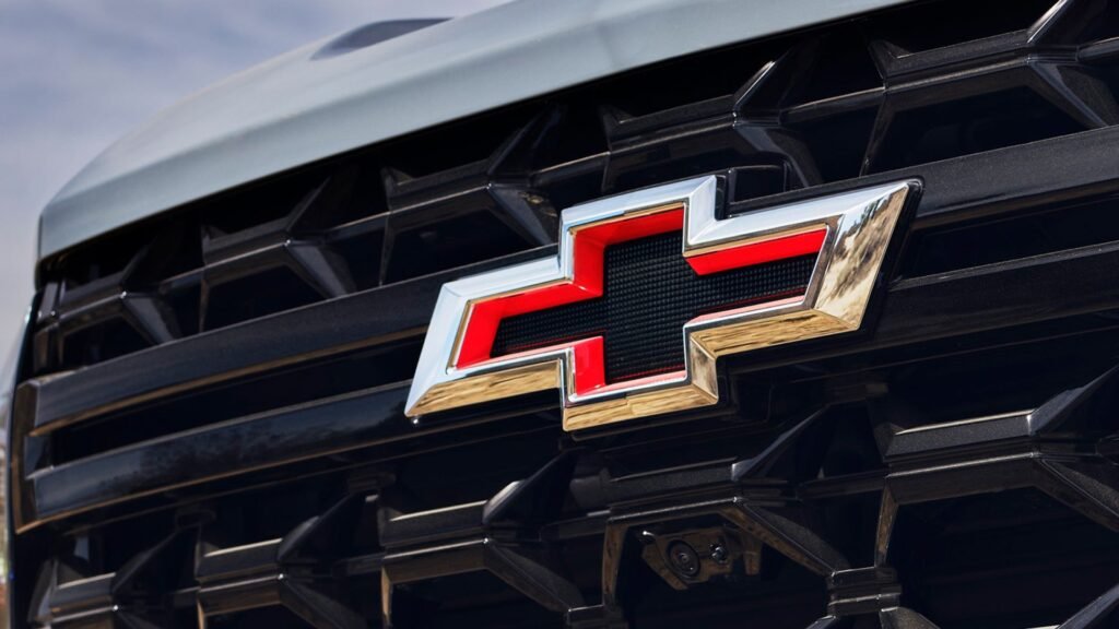 Leaked: Patent Images Reveal All-New Chevrolet Silverado 1500 Design