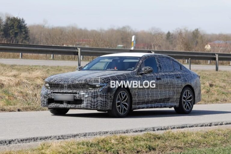BMW i7 and i5 Facelifts Rumored to Add NACS Ports for U.S. Models