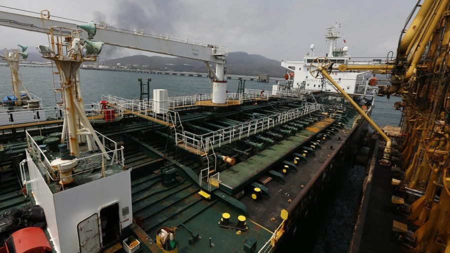 US sanctions Iran-linked vessels