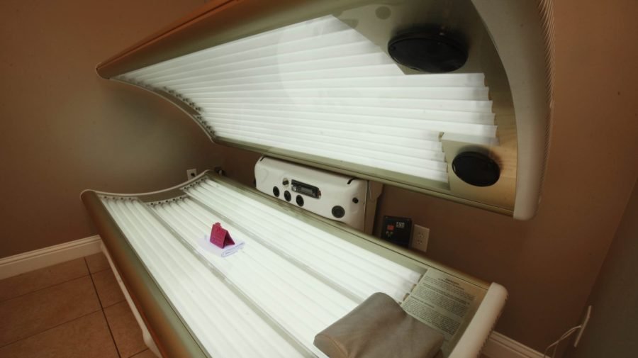 Tanning beds cause melanoma-linked DNA damage: Study