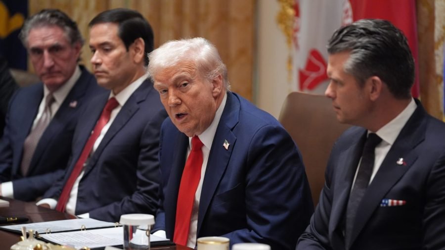 Trump refuses to rule out sending US troops to Venezuela
