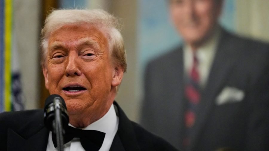 Trump on Cuellar running as Democrat after pardon: ‘Such a lack of loyalty’