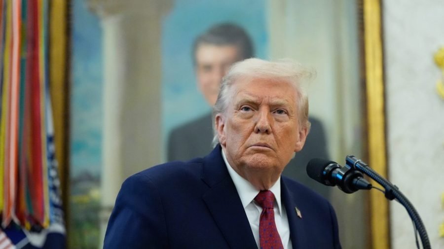 Trump confronts Venezuela while de-escalating elsewhere