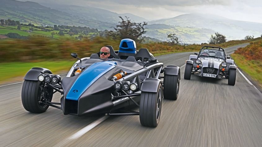 Ariel Atom vs Caterham Seven twin-test - pictures