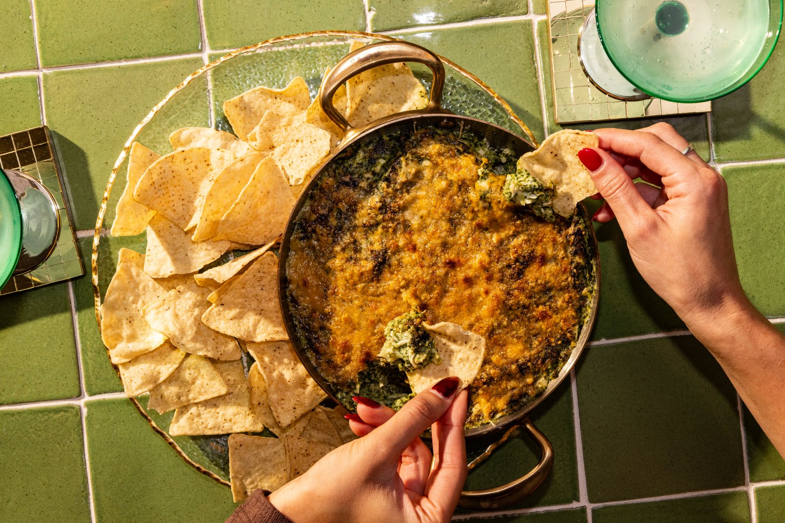A Spinach Artichoke Crab Dip Recipe That’s Ready for Any Party