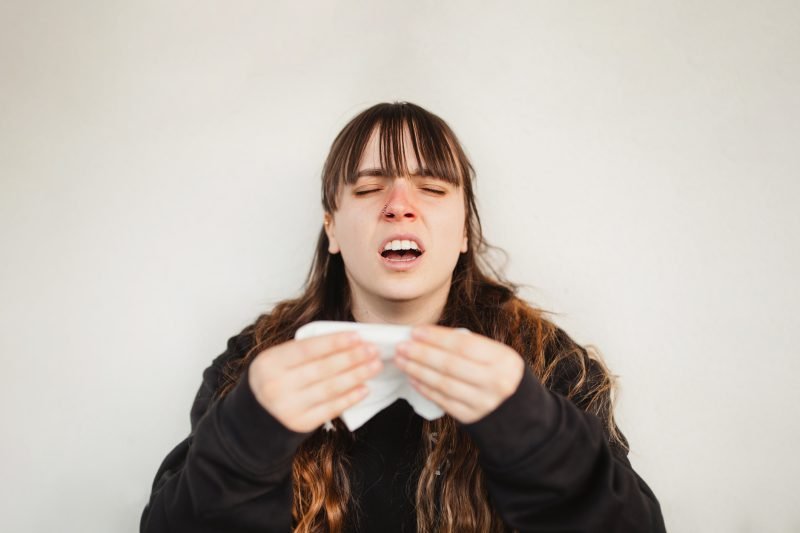 Flu or COVID? How symptoms start can tell you which sickness you have