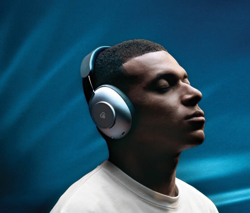 Leo Is Electronics Brand Loewe’s First Over-Ear Headphones