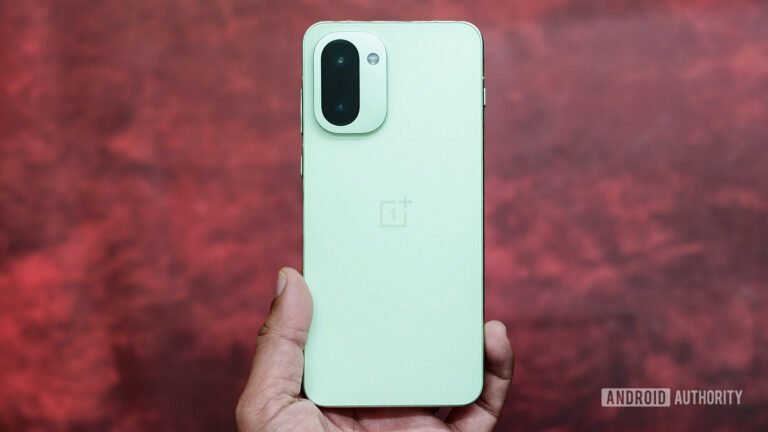 I love the OnePlus 15, but here are 5 reasons I’d recommend the OnePlus 15R instead
