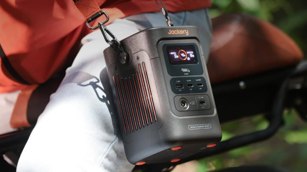 Deal: Save $70 on the Jackery Explorer 240D Power Bank