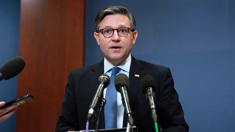 Johnson faces new rebellion from the center