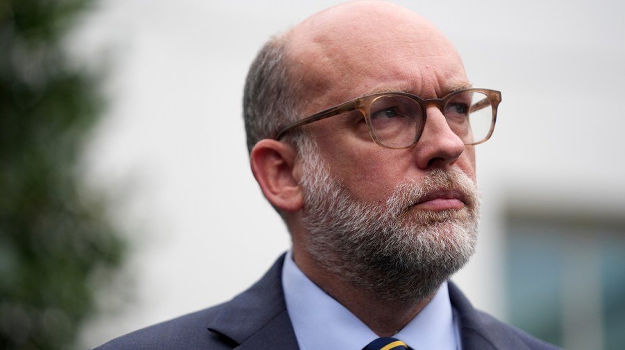 Climate research center faces 'break up'