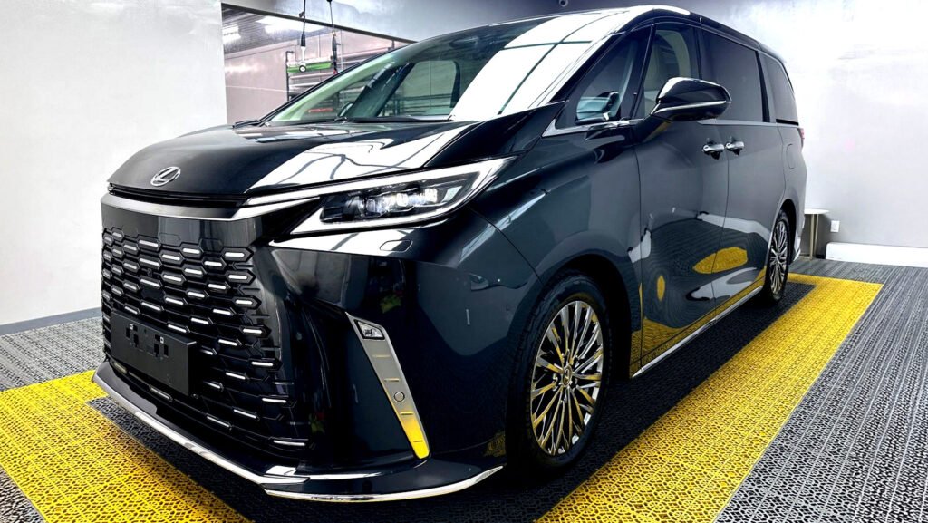 How Did A $270K Lexus LM Minivan Sneak Into California With A Clean Carfax?