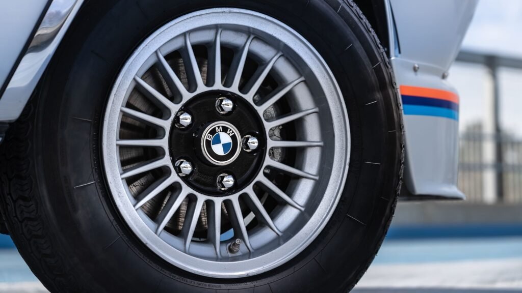 BMW Patents Proprietary Screws That Only Dealerships Can Remove