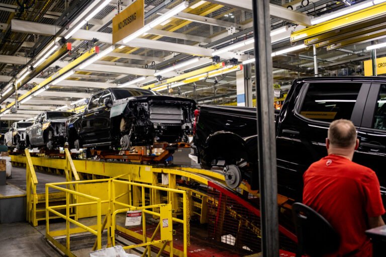 Chevy Silverado and GMC Sierra HD Production Paused for a Month — Here’s Why