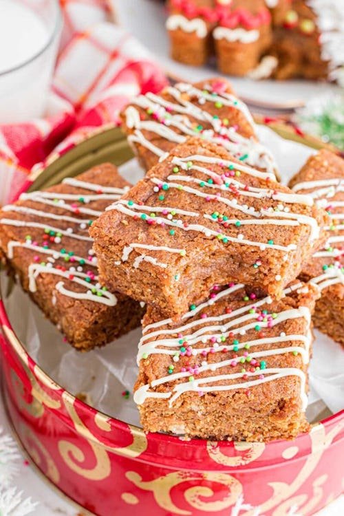 13 Easy, Cheap Christmas Baking Recipes Loaded With Holiday Magic